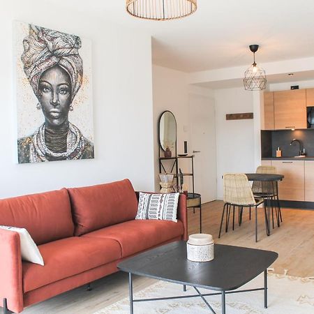 African-Style Apartment - Stadtnah, Parkplatz, E-Ladestation Fuer Auto & Fahrraeder, Gitterbox Fuer Fahrraeder, Fitnessstudio Koblenz  Exterior photo